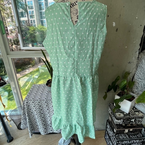Brand new cute mint polka dot dress Size XL, (0236) - Picture 5 of 8